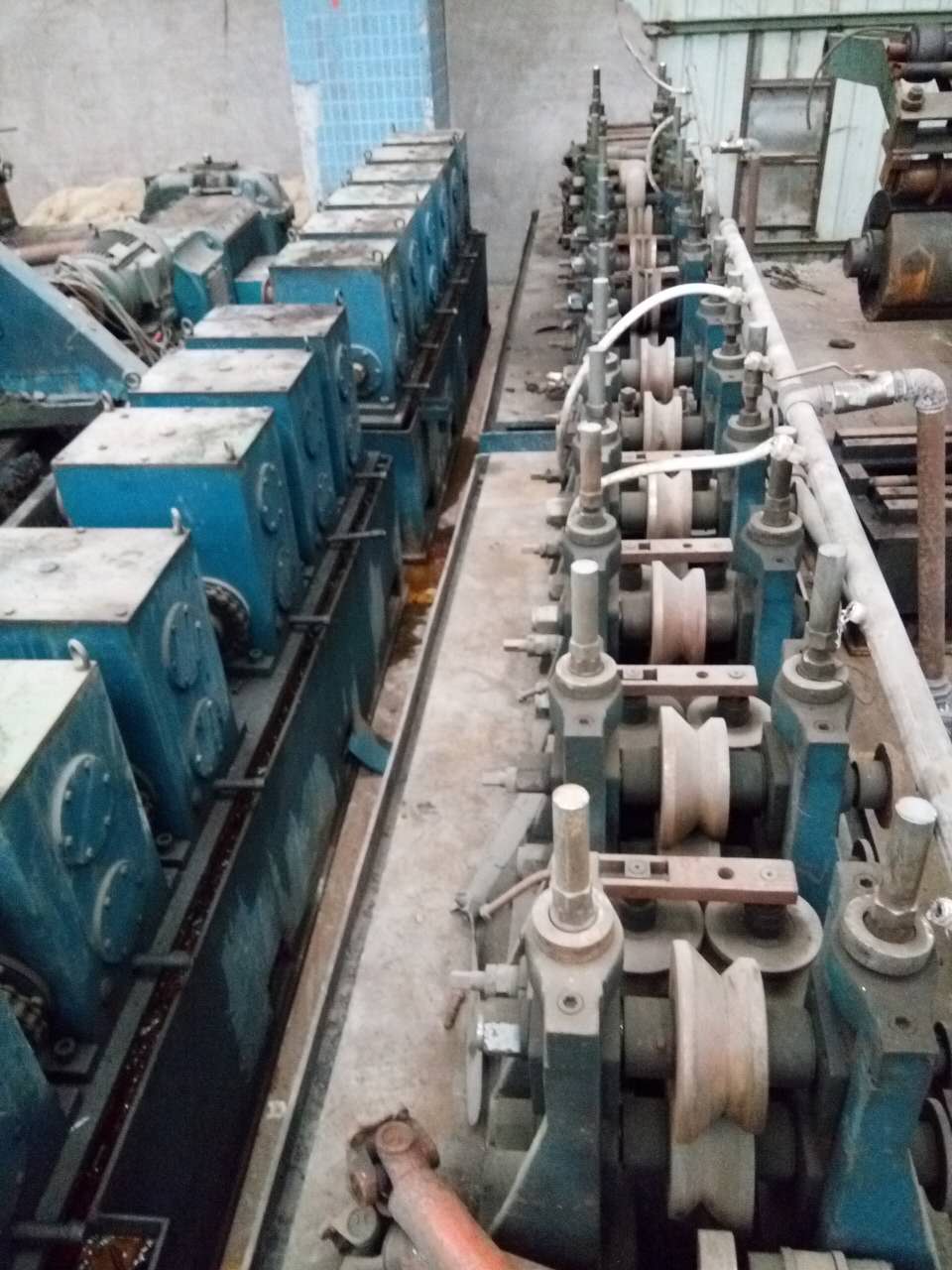 7机组主机-成型、定径.jpg